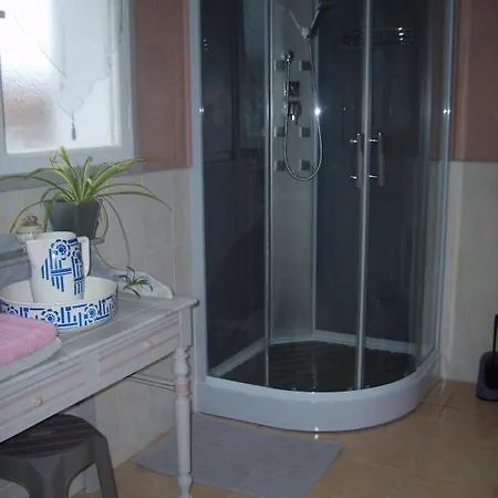 Le Des Vignes Couette-café 3*