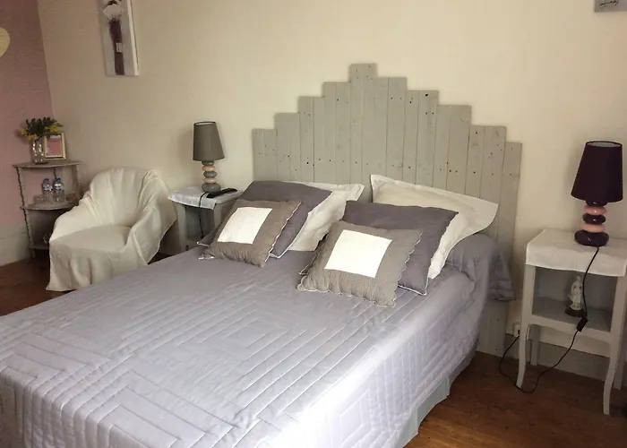 Le Des Vignes B&B 몽바지약